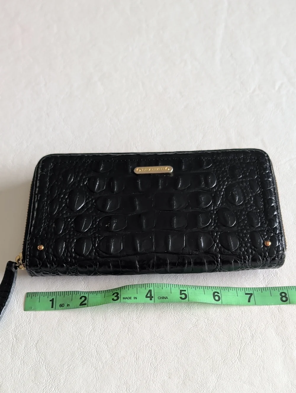 Brahmin Suri Zippered Folding Wallet In Black Melbourne Leather